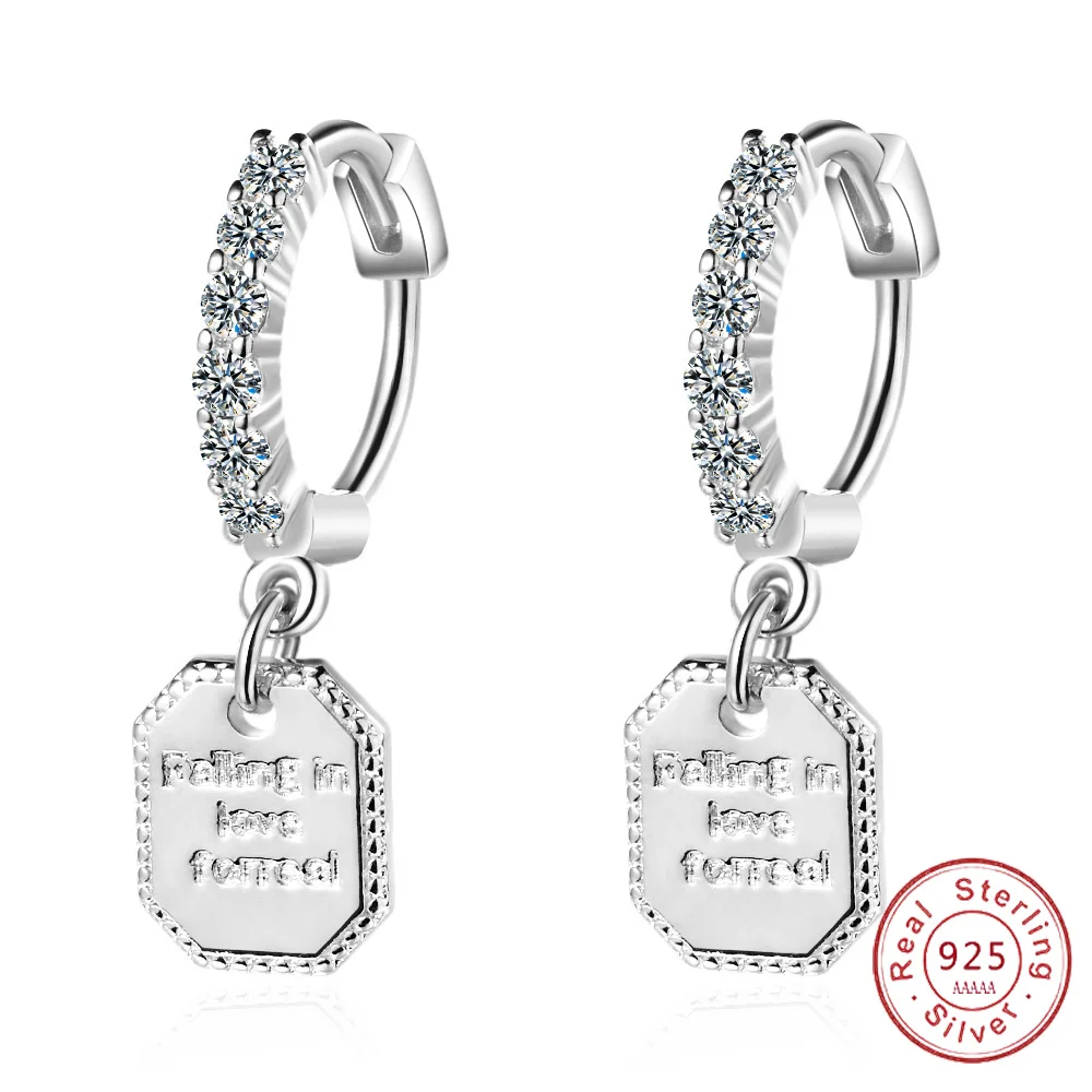 Золотого цвета Блестящий инкрустированные Micro кубический циркон надписи тег