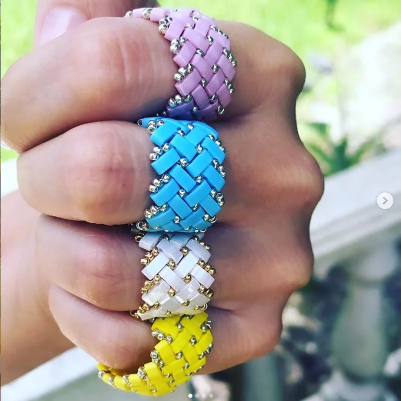 

Taidian Japanese Miyuki Half Tila Beads For Miyuki Ring 5x2.3x1.9MM 3grams/lot About 75 Pieces