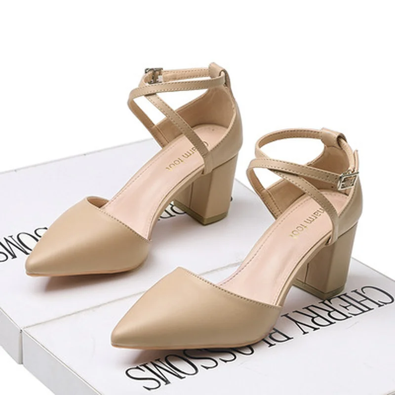 

2021 New European Beauty Shoes Summer Single Shoes Simple Wind Pointed Color Matching Hollow Hollow with Ladies High Heels