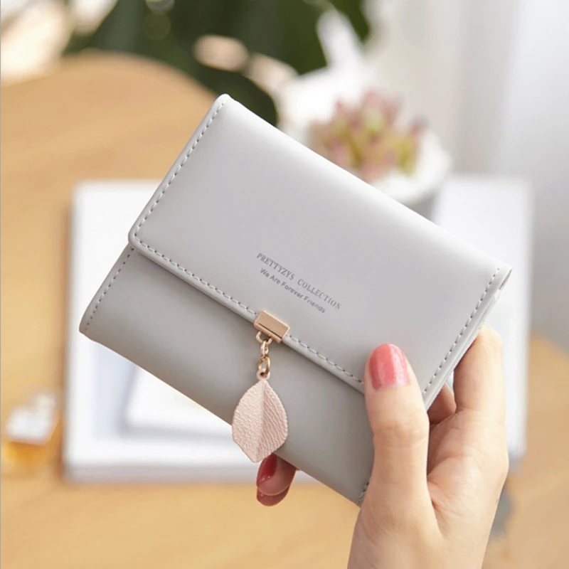 

Cute Ladies Small Leather Wallet PU Leather Leaf Pendant Card Holder Storage Bag Zipper Coin Purse