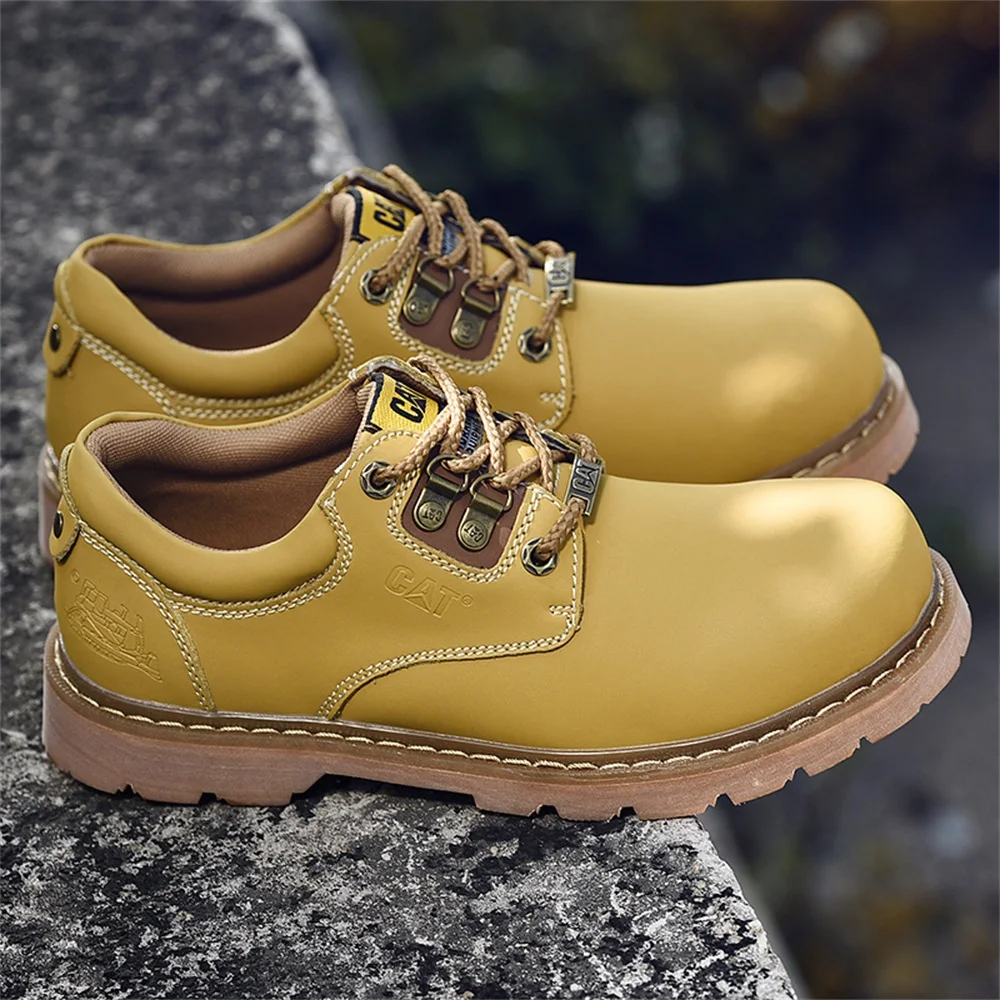 

New style men's and women's Martin shoes for autumn and winter, high-end tooling shoes, fashion casual couple four seasons shoes
