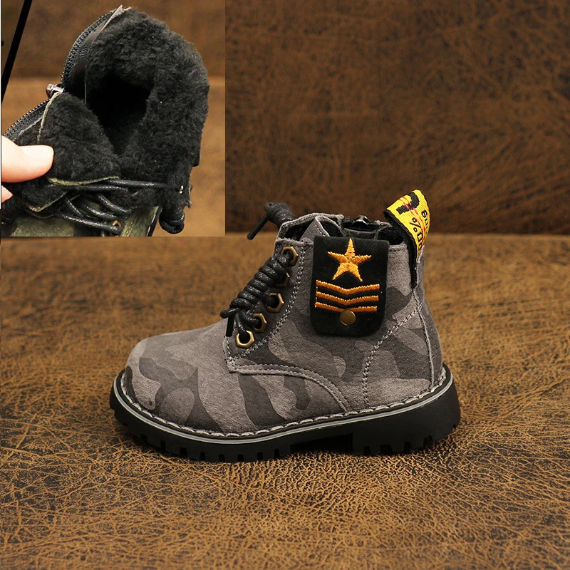 gray with fur Детские осенние и зимние ботинки martin из натуральной кожи; Новые камуфляжные ботинки с мягкой подошвой для мальчиков и девочек; модная детская обувь на молнии сбоку - Цвет: gray with fur