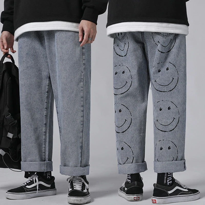 

Модные мужские винтажные потертые джинсы в стиле хип-хоп с принтом смайлика свободные джинсовые брюки Harajuku городской стиль мужские джинсы