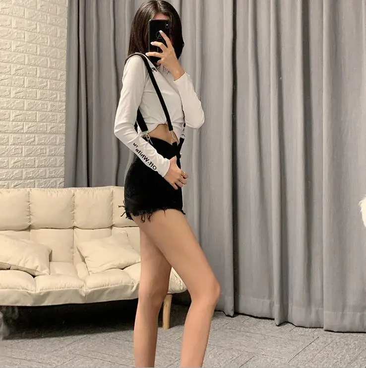 Шорты женские рваные джинсовые на бретельках Модные свободные короткие штаны с