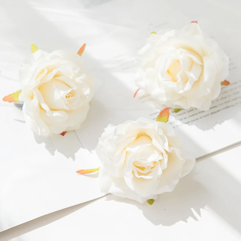 

Искусственные розы из шелка, 5 шт.