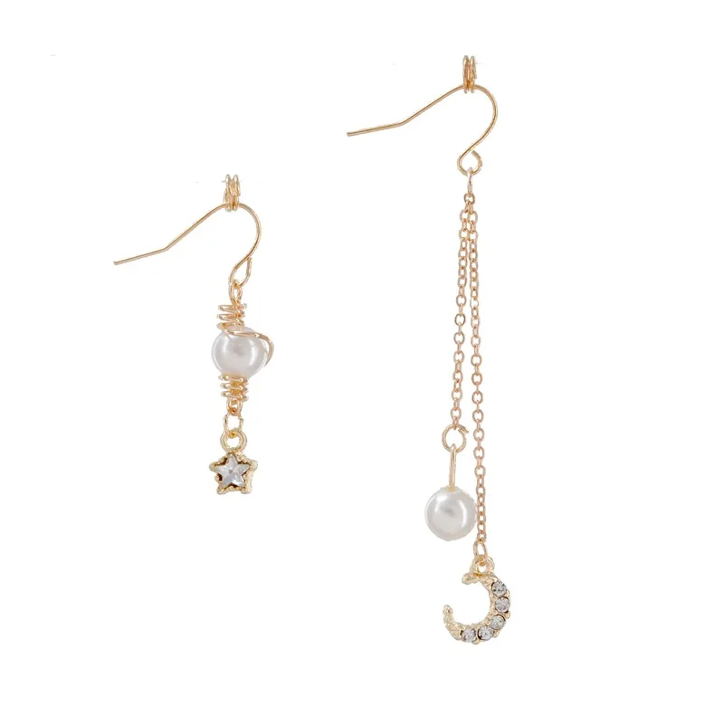 

UXN466 Simple and long pearl diamond earrings