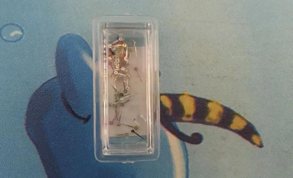 Ассортимент из 400 штук маленькие часы с хронографом летучая мышь винтажные