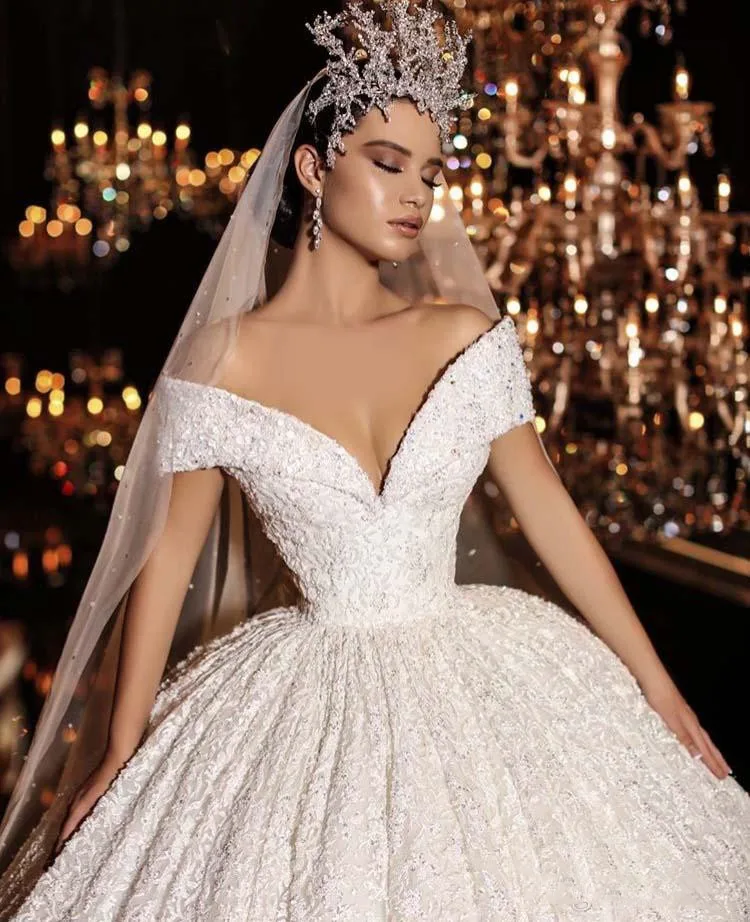 Принцесса vestidos De Novias с открытыми плечами вышитое блестящим бисером короткий рукав бальное платье Кружева шикарное роскошное свадебное платье