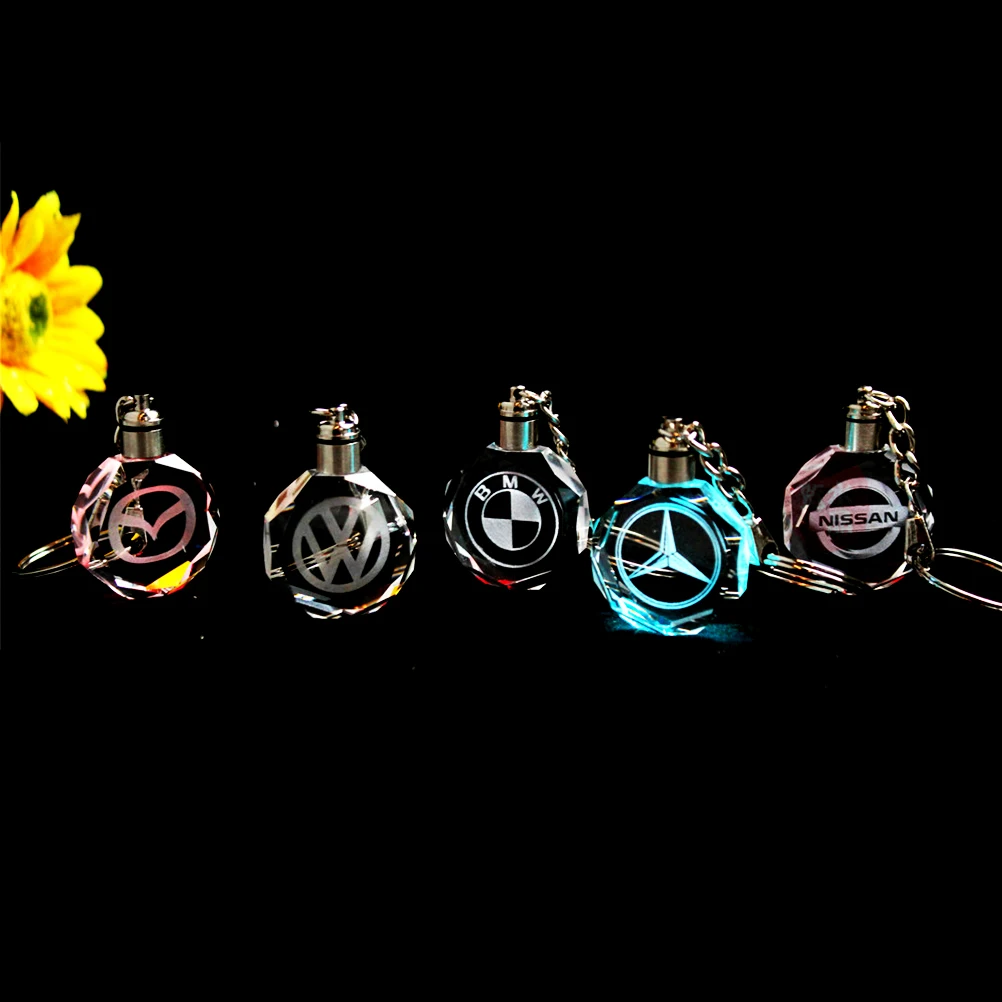 

FOR CAR Crystal Car Logo Keyring Creative Light Changing Car Key Chain Accessories FOR BMWE46E39E60E90AUDIA1A2A3A4