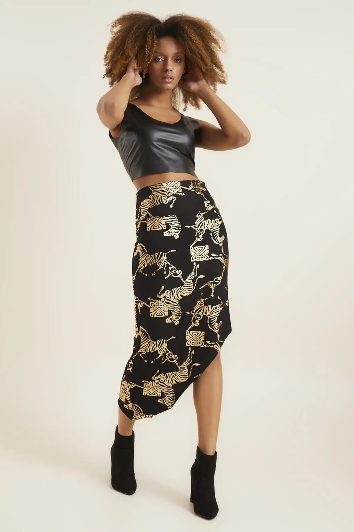

Women black asymmetric zebra patterned skirt