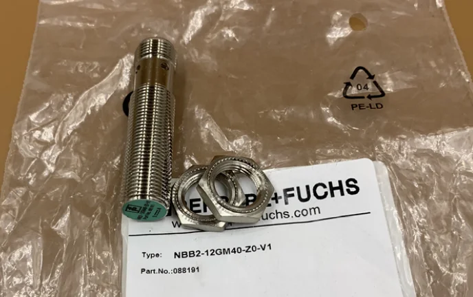 Индуктивный датчик NBB /NBB8 NBN8-18GM50-E2/E0-V1 водонепроницаемый оригинальный датчик приближения Индуктивный датчик NBB /NBB8 NBN8-18GM50-E2/E0-V1 водонепроницаемый оригинальный датчик приближения