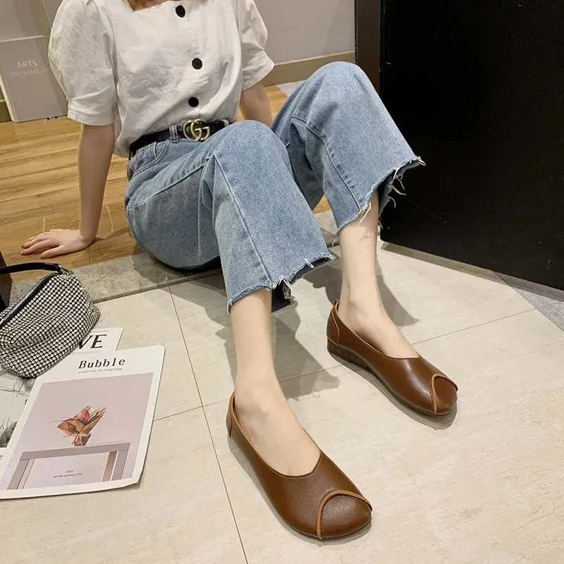 

Korean Version Big Size 35-43 Women's Casual Loafers Non-Slip Wear Resitant Mom Flats SIngles Shoes