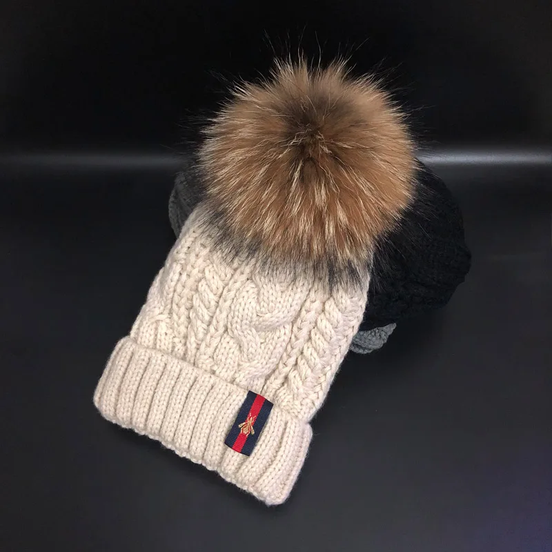 

2020 cllikko brand winter hat fashion hat for women velvet Fleece Inside Beanies Winter Hats 100% Raccoon Fur Pompom Pompom Hat