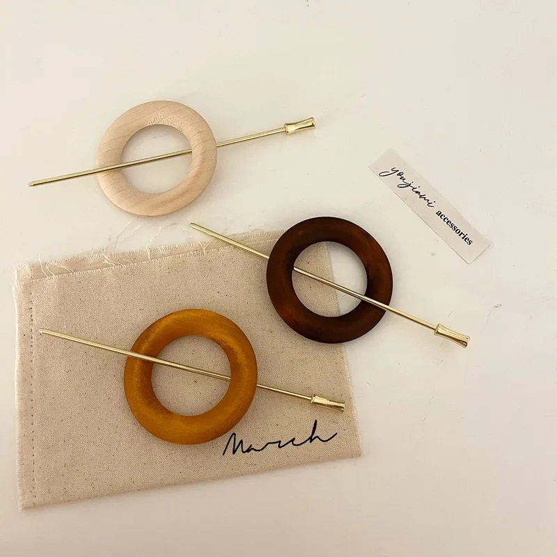 

Hot Sale 2021 New Arrival French Multicolor Wooden Hairpin Geometric Round Elegant Hair Accessories for Girl Trip Hairpin