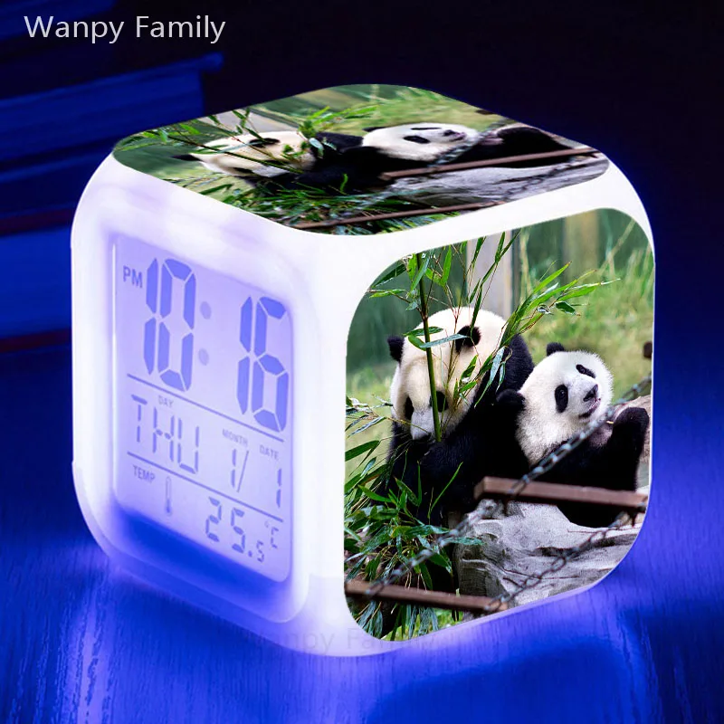 Многоцветный Very Lovely Panda Alarm Clock 7 Color Glowing Multifunctio Alarm Clock LED Big screen Touch Sensing Digital Flash Watches Clock - Цвет: Многоцветный