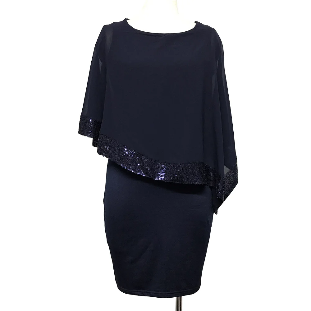 Мини-платье с блестками и накладным карандашом коротким рукавом вырезом