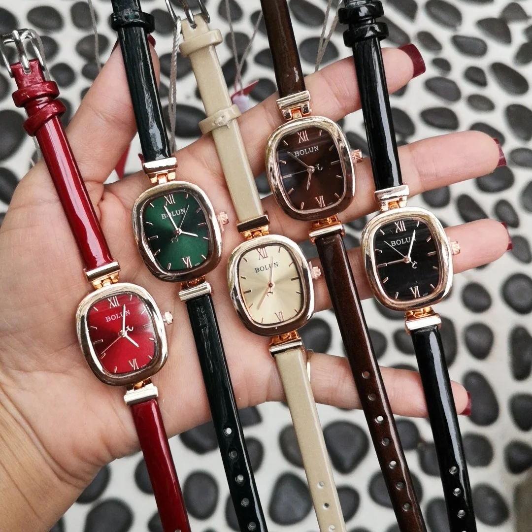 

2021 new thin belt student white collar Women's wristwatch Fashion Square Ladies Quartz Watch Dial Simple Luxury Women Watches