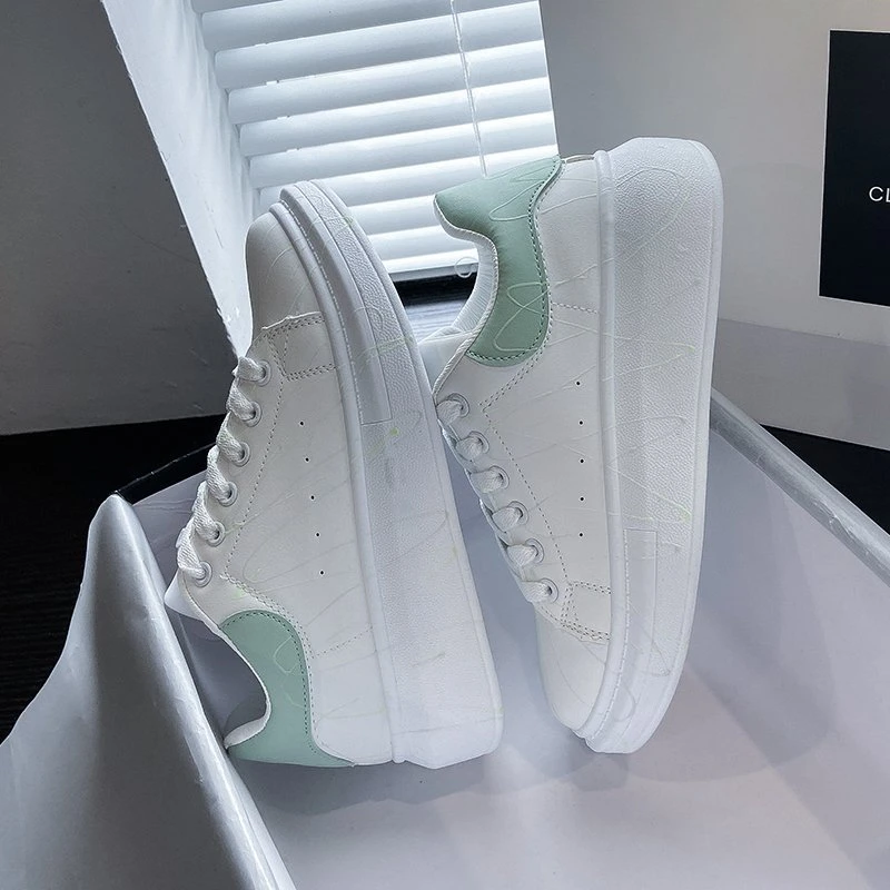 Кроссовки женские на массивной платформе Вулканизированная подошва шнуровке