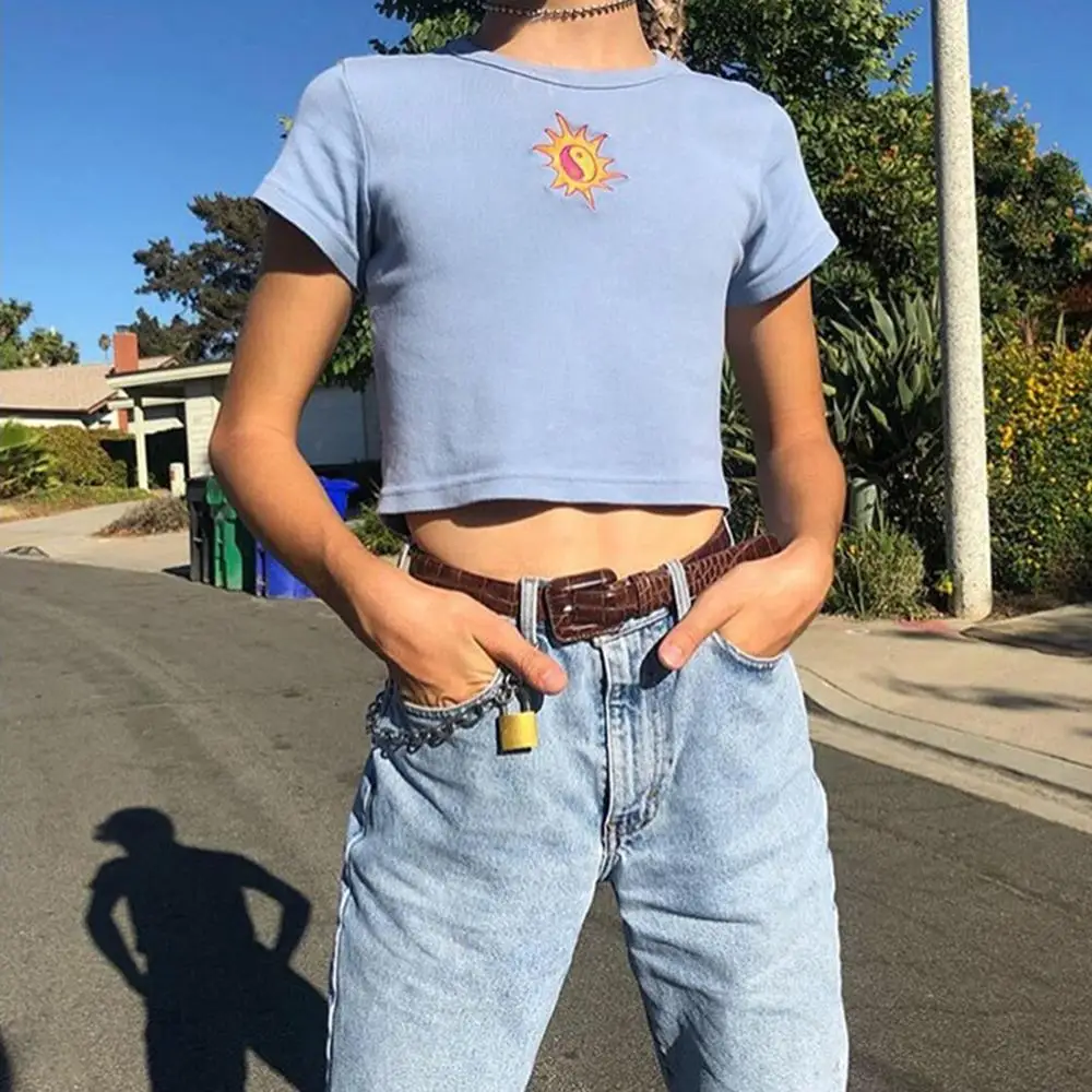 Женская футболка с коротким рукавом летняя сексуальная трикотажная облегающая