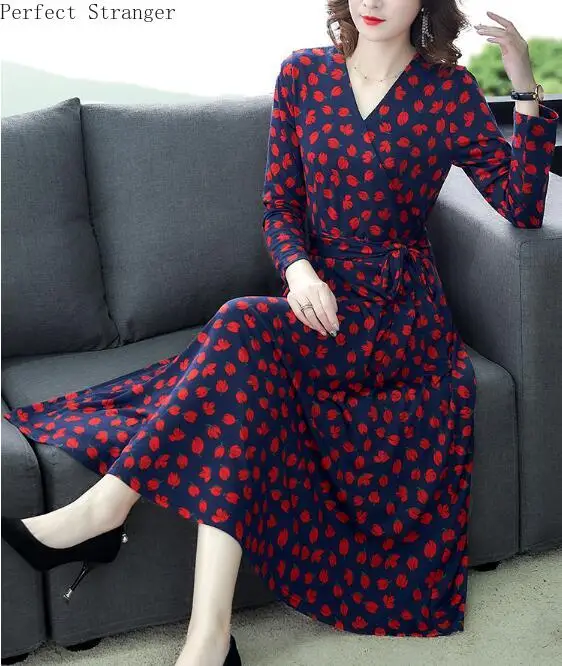 Высокое качество осень Новое поступление для отдыха v образный вырез цветочный