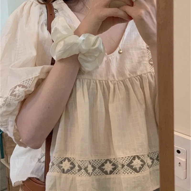 

Elegant V Neck Lantern Sleeve Chiffon Tshirt Women Fashion Hollow Out Lace Cotton Linen Short T shirt Summer Sweet Ruffle Top