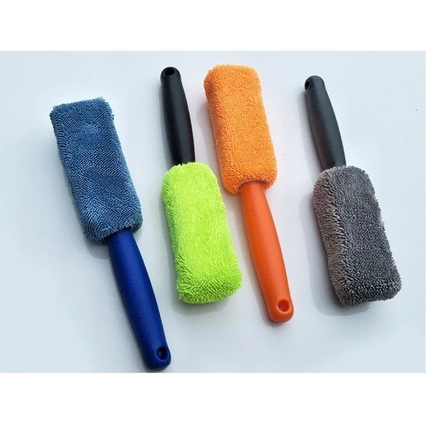 

2021 Car Upgraded version Lengthened Car maintenance Rim Cleaning Brush Car Wash Beauty Microfiber Wheel Rim Detailing Brush