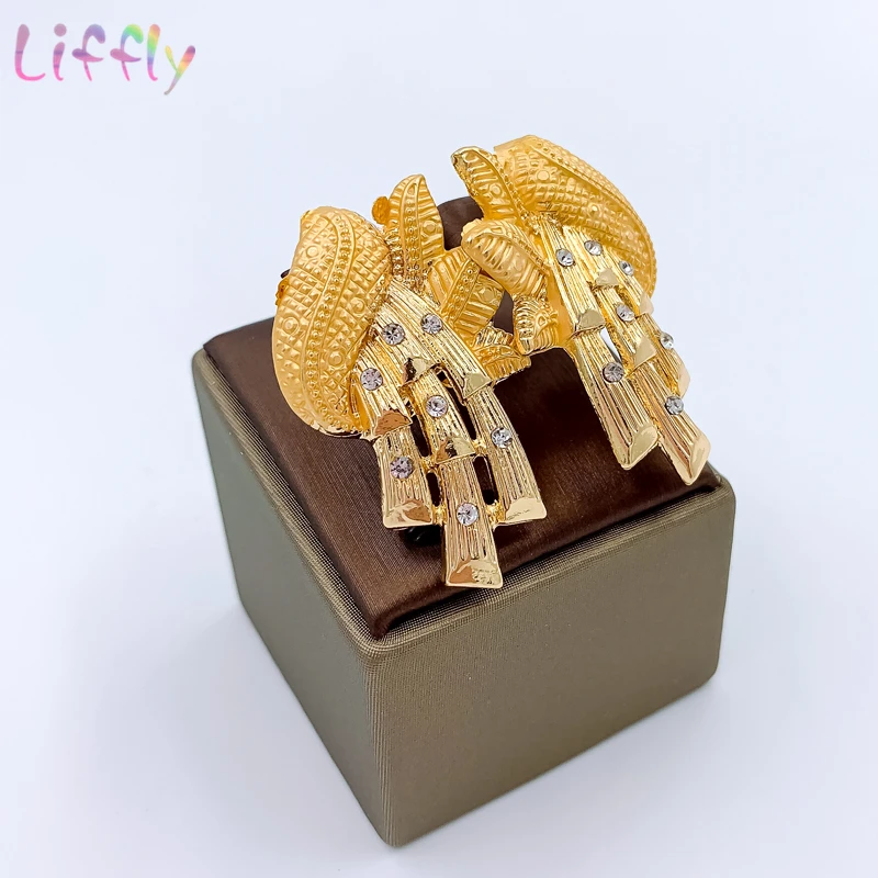 Nigerian Leaf Shape Jewelry Set - Gold Necklace, Bracelet, Earrings, Ring - Women's Dubai Bridal Crystal Wedding Accessory image 4