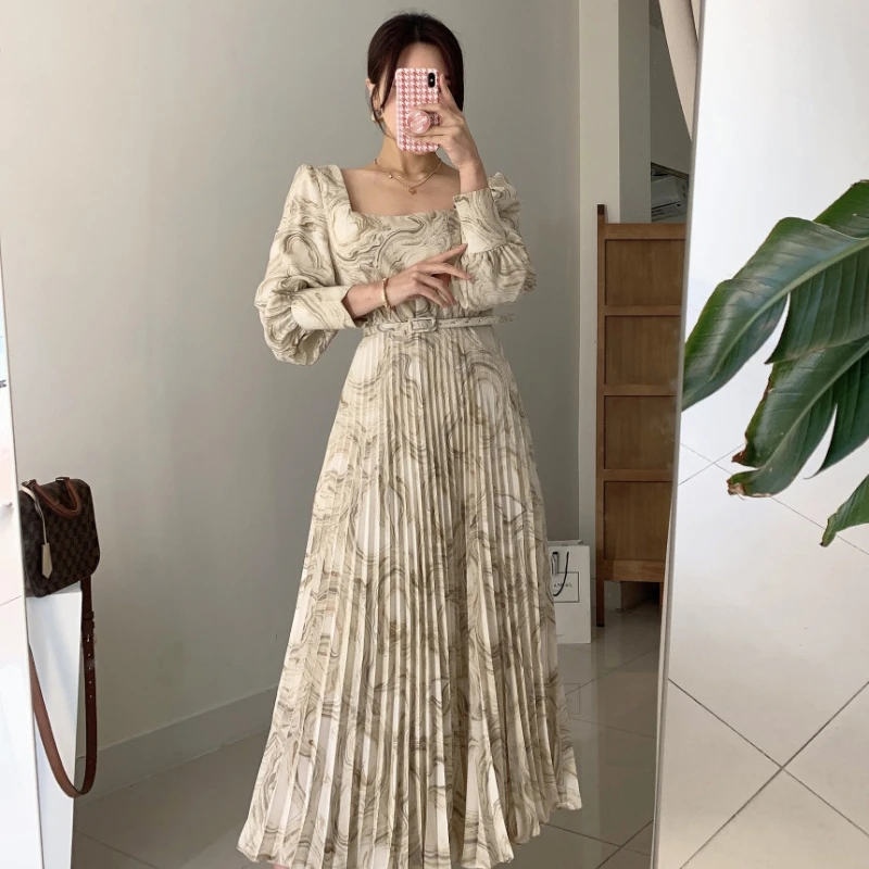 Женское плиссированное платье с поясом и длинным рукавом осень 2021 | Женская