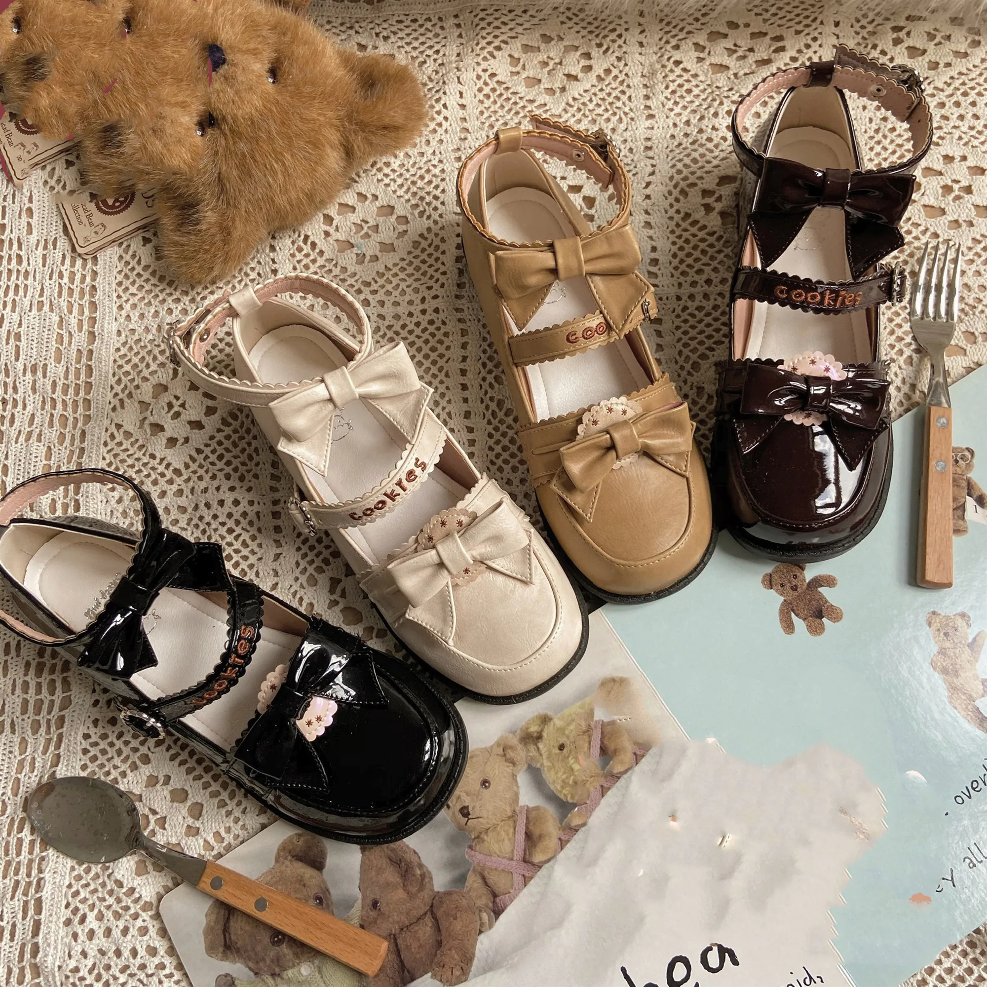 

Kawaii girl sweet lolita shoes lace bowknot princess kawaii shoes round head flat heel women bandage shoes loli cosplay cos