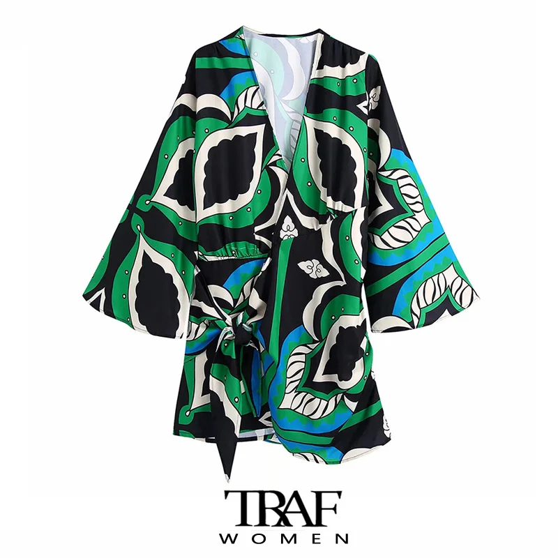 

Платье-мини с запахом, V-образным вырезом и длинным рукавом