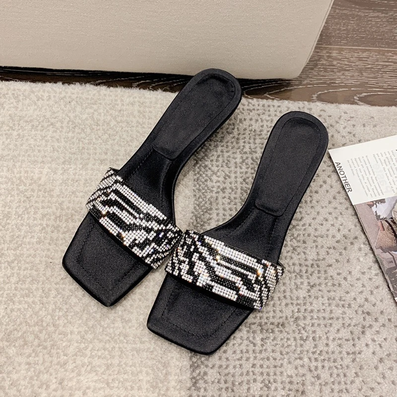 

Summer Low-heeled Women Sandals England Style Women Shoes Fashion Simple Party Sandals Women Thin Heel Shoes