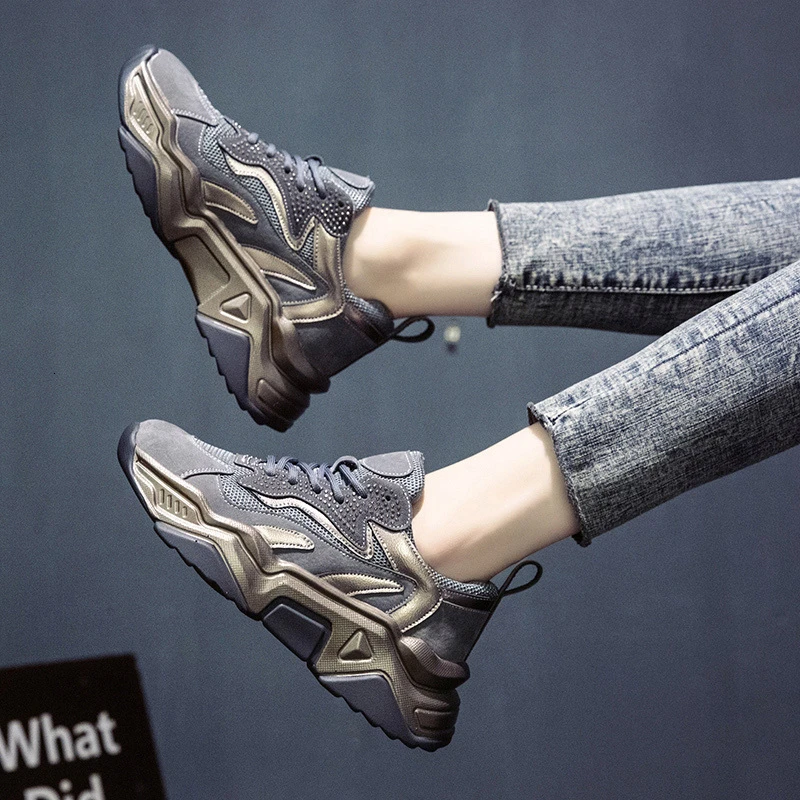 Женские массивные кроссовки на платформе черные повседневные Дизайнерские