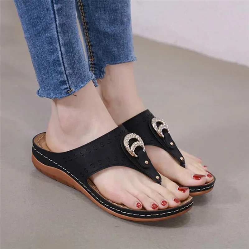 

BEYARNE Sandals Women Ladies Crystal Comfortable Flip Flops Wedges Slipper Women Sandals Casual Shoes Woman