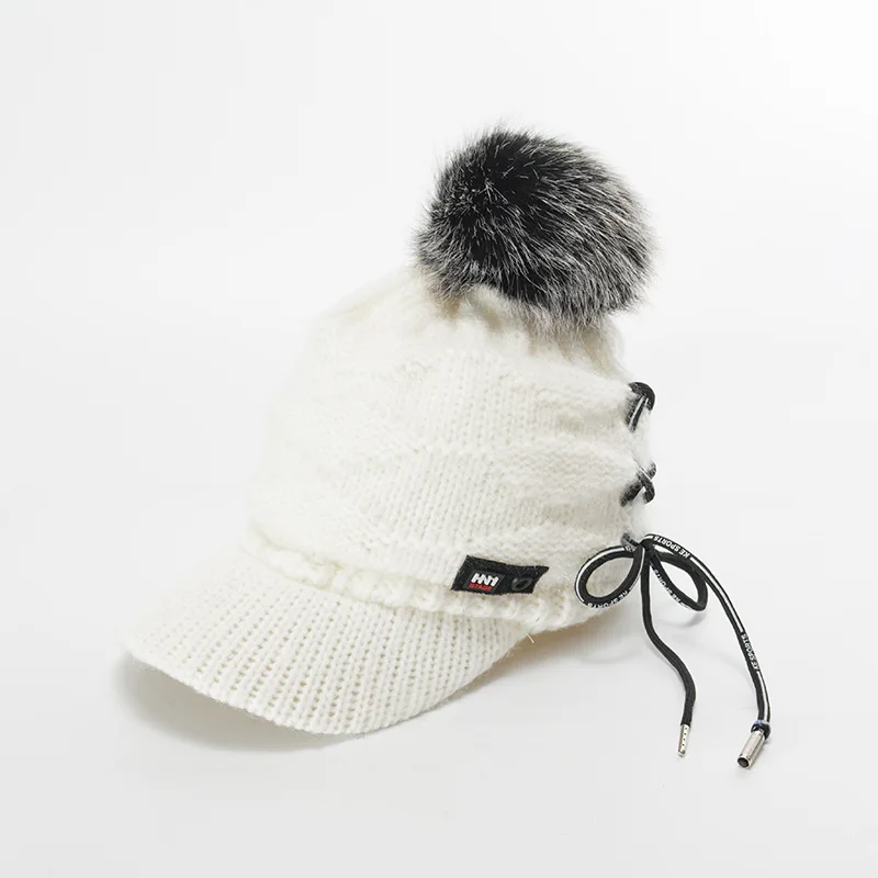 Модная шапка с помпонами для женщин, женские шапки Skullies, теплая меховая женская шапка, зимняя шапка, Брендовая женская шапка - Цвет: white