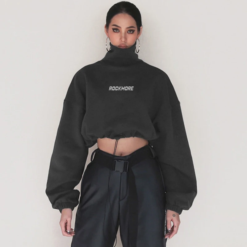 

Hoodies & Sweatshirts