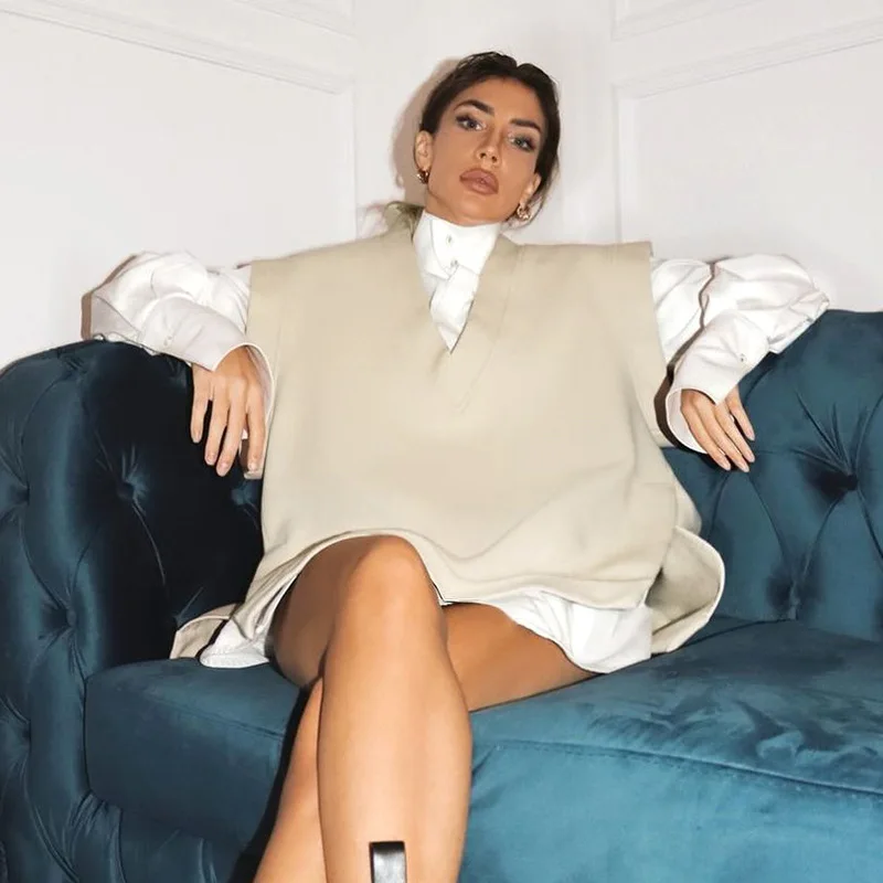 

Autumn Women fur vest Thicken Warm Cardigan Sweater Streetwear Fashion Elegant Sleeveless V Neck Loose Knitted vest Sweater Top