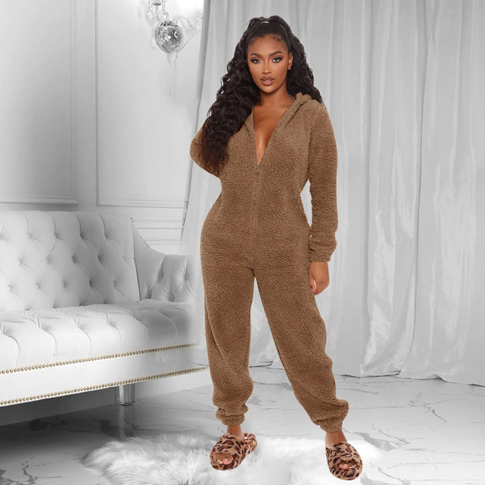 

2020 Winter Warm Pyjamas Women Cute Fluffy Fleece Jumpsuits Sleepwear Overall Plus Size Hooded One piece Pajamas Playsuits