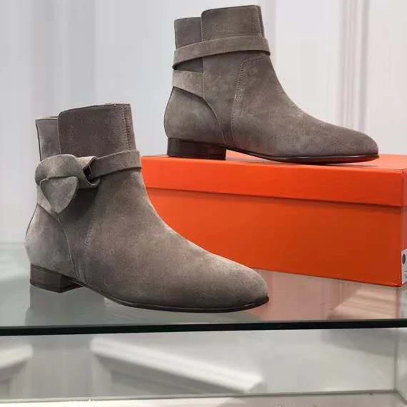 

vallu2020 autumn and winter low-heeled short-tube sheep Beijing face fashion all-match white-collar beauty women's boots