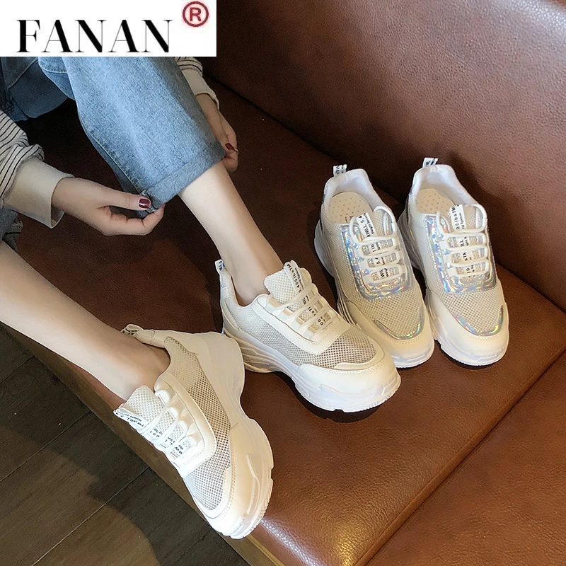 

Fashion Sneakers Women Light Casual Shoes Rubber Hard-Wearing Flats Shoes Thick Bottom Lace-up Air Mesh Shoes Tenis Feminino