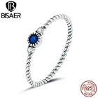 Женское кольцо из серебра 925 пробы с синим цирконием