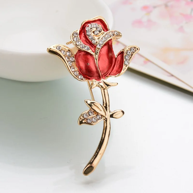 

Rhinestone Red Rose Pins Flower Jewelry Brooch for Women Clothes Accessories Cute Women Wedding Banquet Brooches Pin