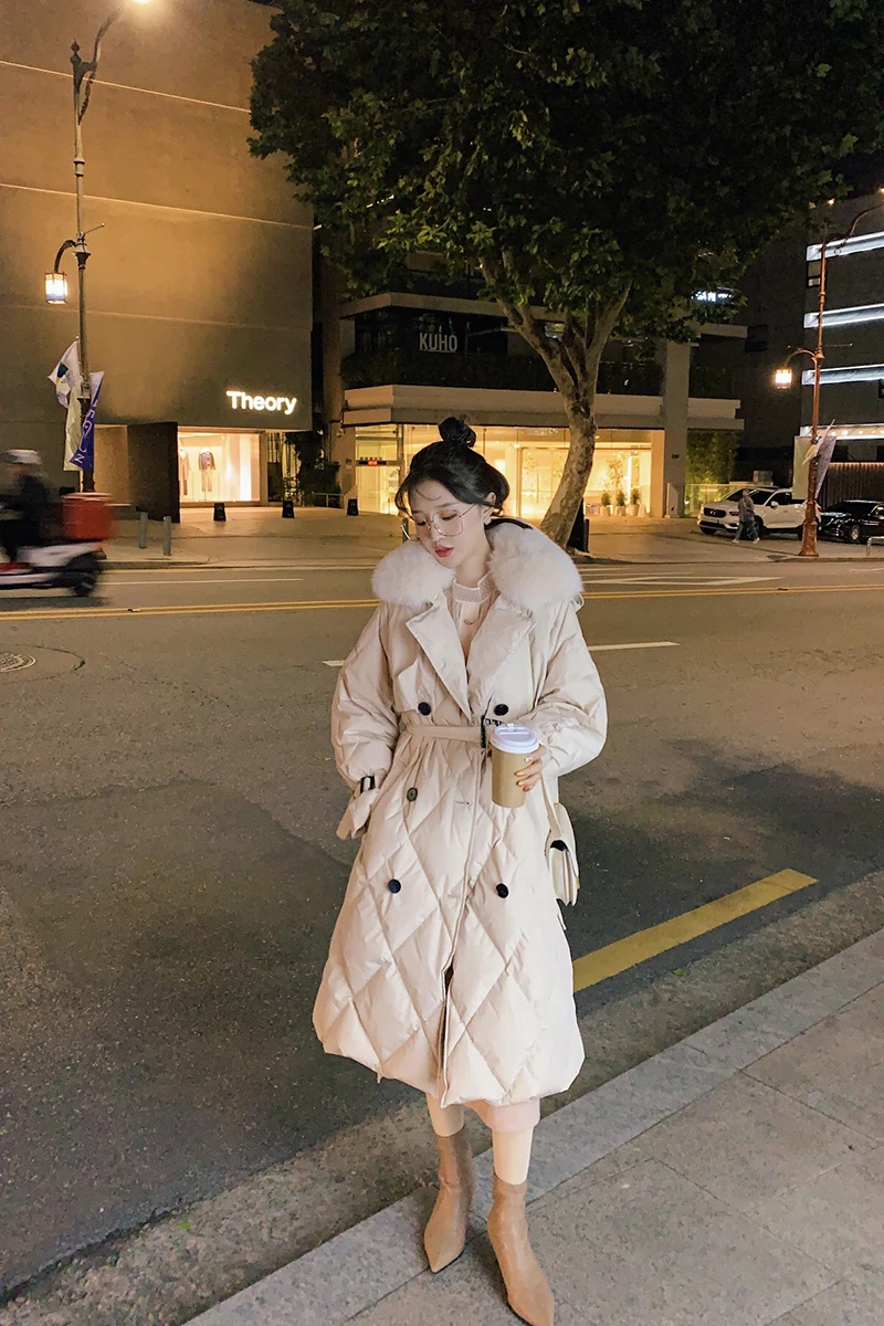 

Winter Women Real Fur Collar Hooded Long Down Coat Double Breasted 90% White Duck Down Parka Windebreaker With Belt
