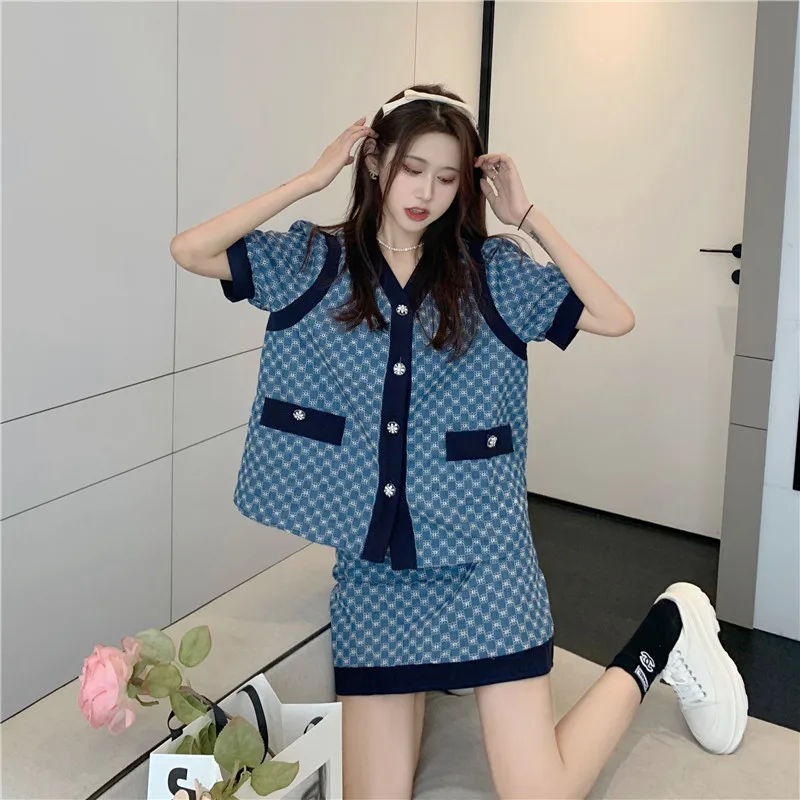 Летний популярный женский синий костюм PLAMTEE 2022 Повседневная однобортная рубашка