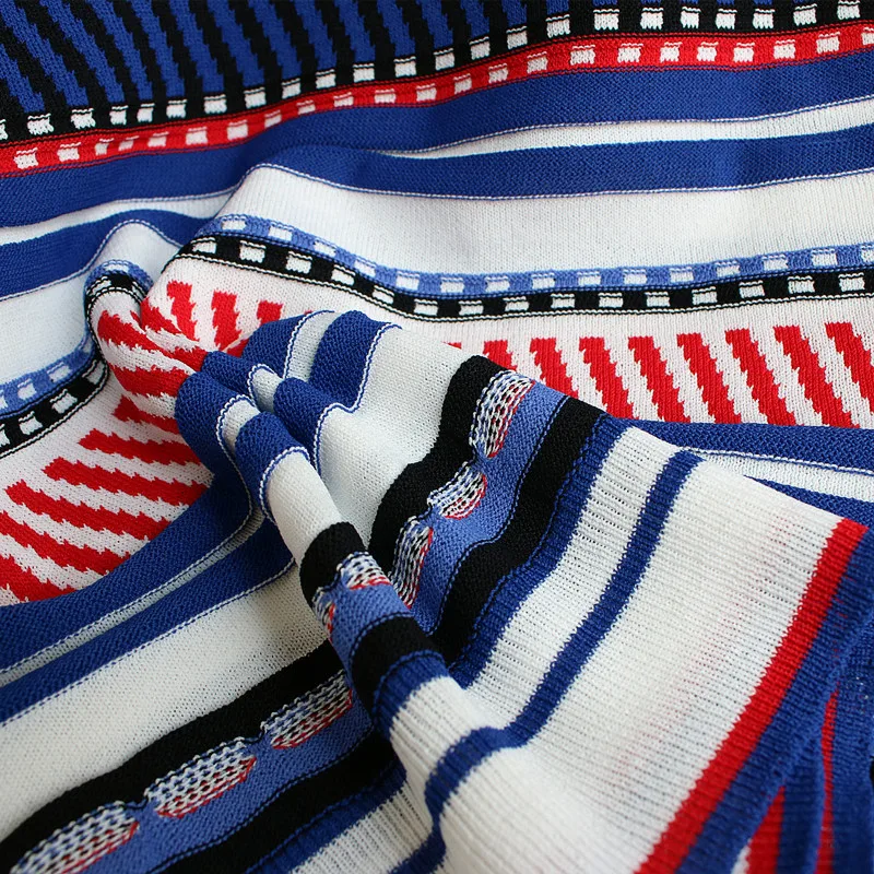 2021 Летняя трикотажная футболка в полоску высокого качества Женская с круглым