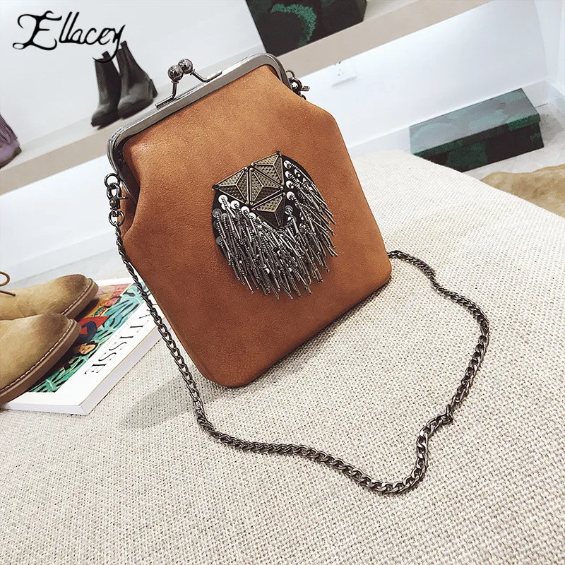 Новый Панк хеви-метал маленькая квадратная сумка Для женщин Железный зажим на