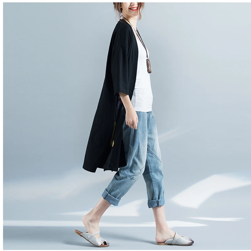 Женский Длинный хлопковый свитшот с V-образным вырезом и буквенным принтом -