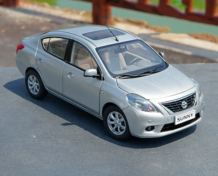 Высококачественная модель из солнечного сплава 1:18 Nissan, имитация металлическая модель эвакуатора модель седана, изысканная коллекция подарков