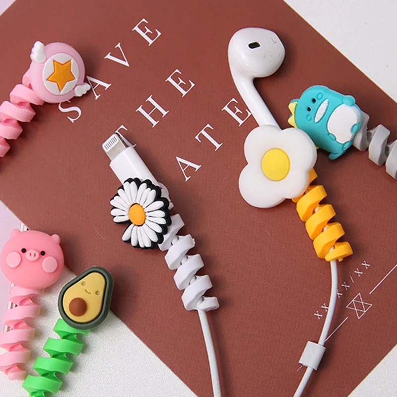 Протектор кабеля в виде кошачьих лапок для IPhone |