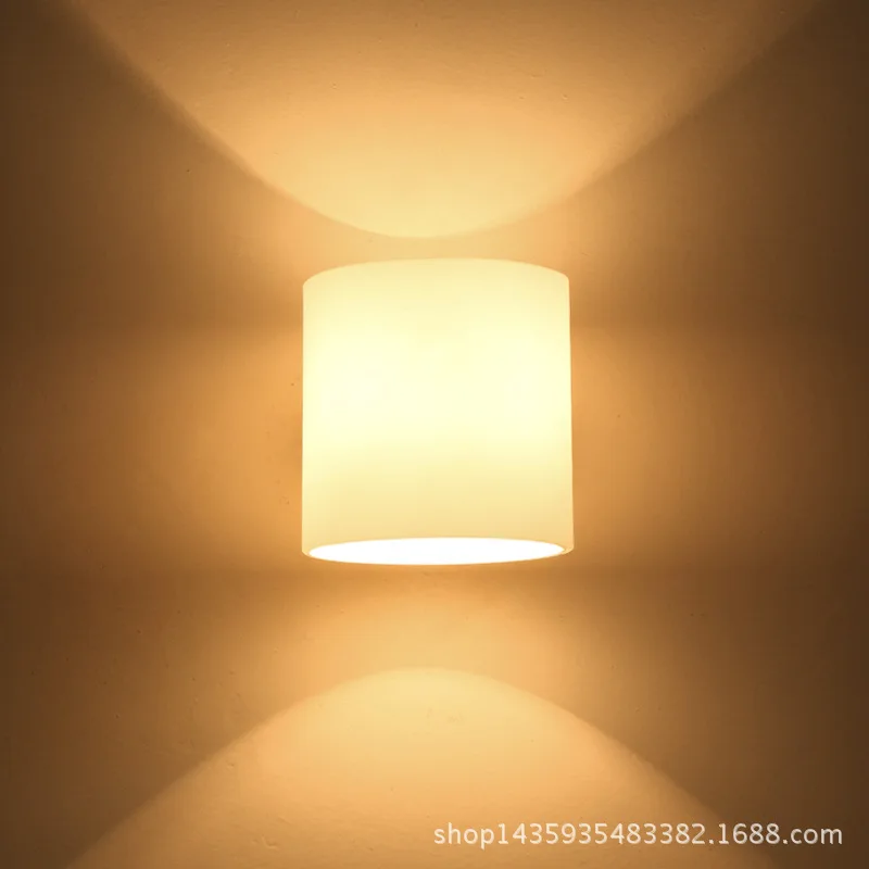 Креативный деревянный настенный светильник современная простая гостиная