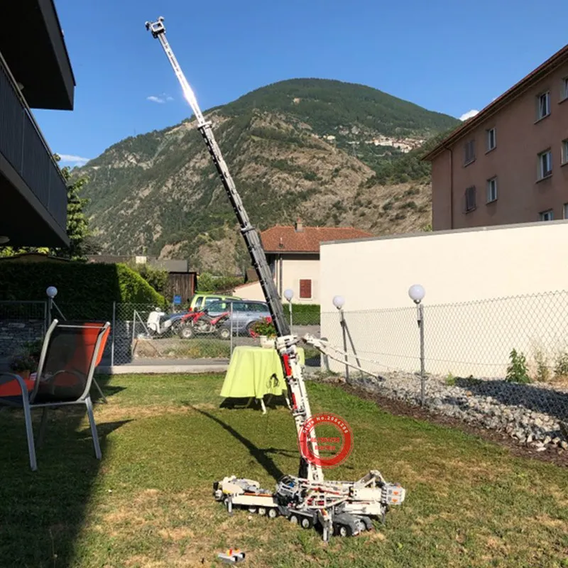 

New MOC RC Crane Power Supply Functions LTM11200 Technic Engine MOC-20920 Building Kit Brick Blocks Diy Boys Toy Christmas Birth